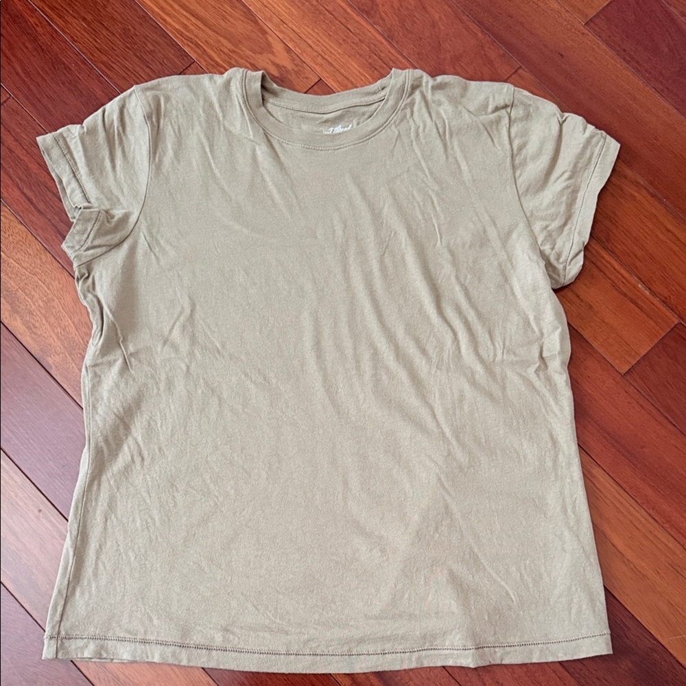 Universal Thread Tan Short Sleeve Tee